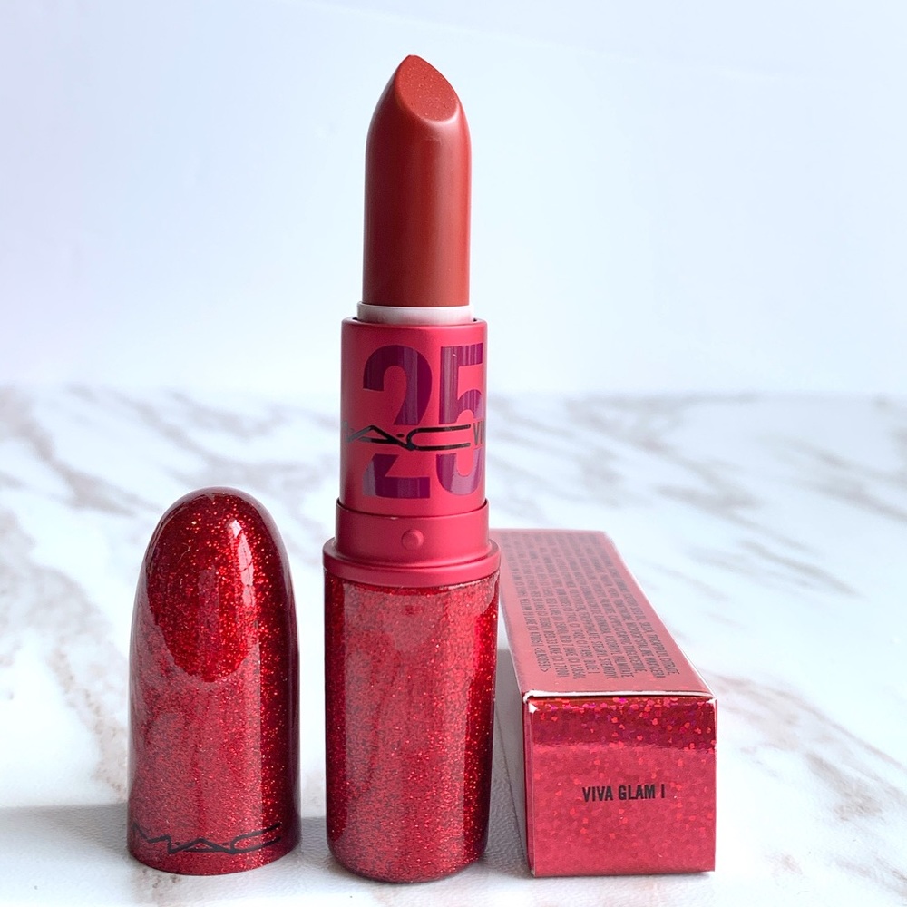 MAC Matte Lipstick 25 'VIVA GLAM I'